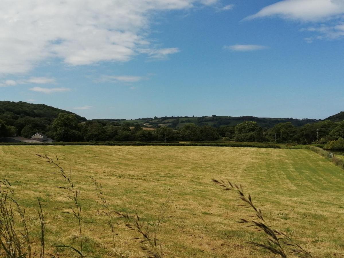 Coed Y Brenin Retreat - Bell Tent Glamping Near Aberaeron Ciliau Aeron Экстерьер фото